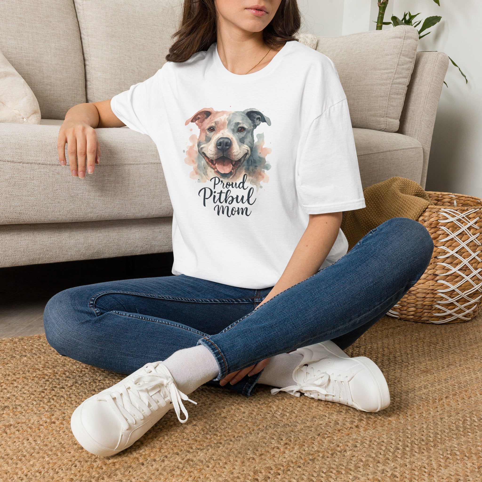 Proud Pitbull Mom T-Shirt